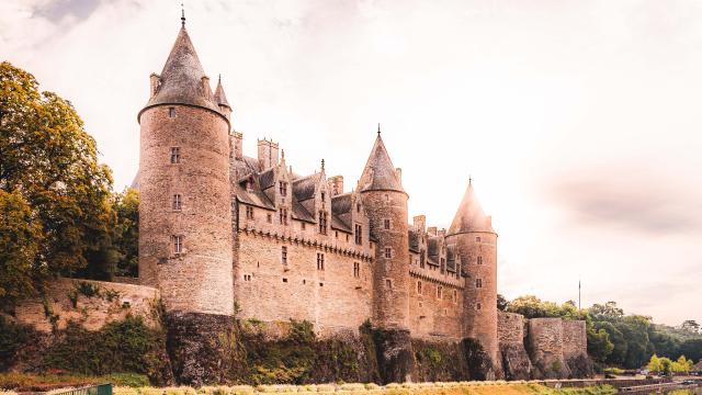 Château de Josselin, Canal de Nantes à Brest