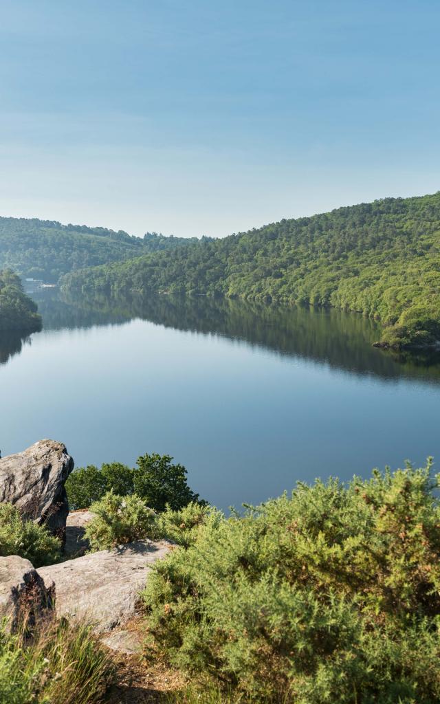 Saint-Aignan, Lac de Guerledan et foret de Quenecan