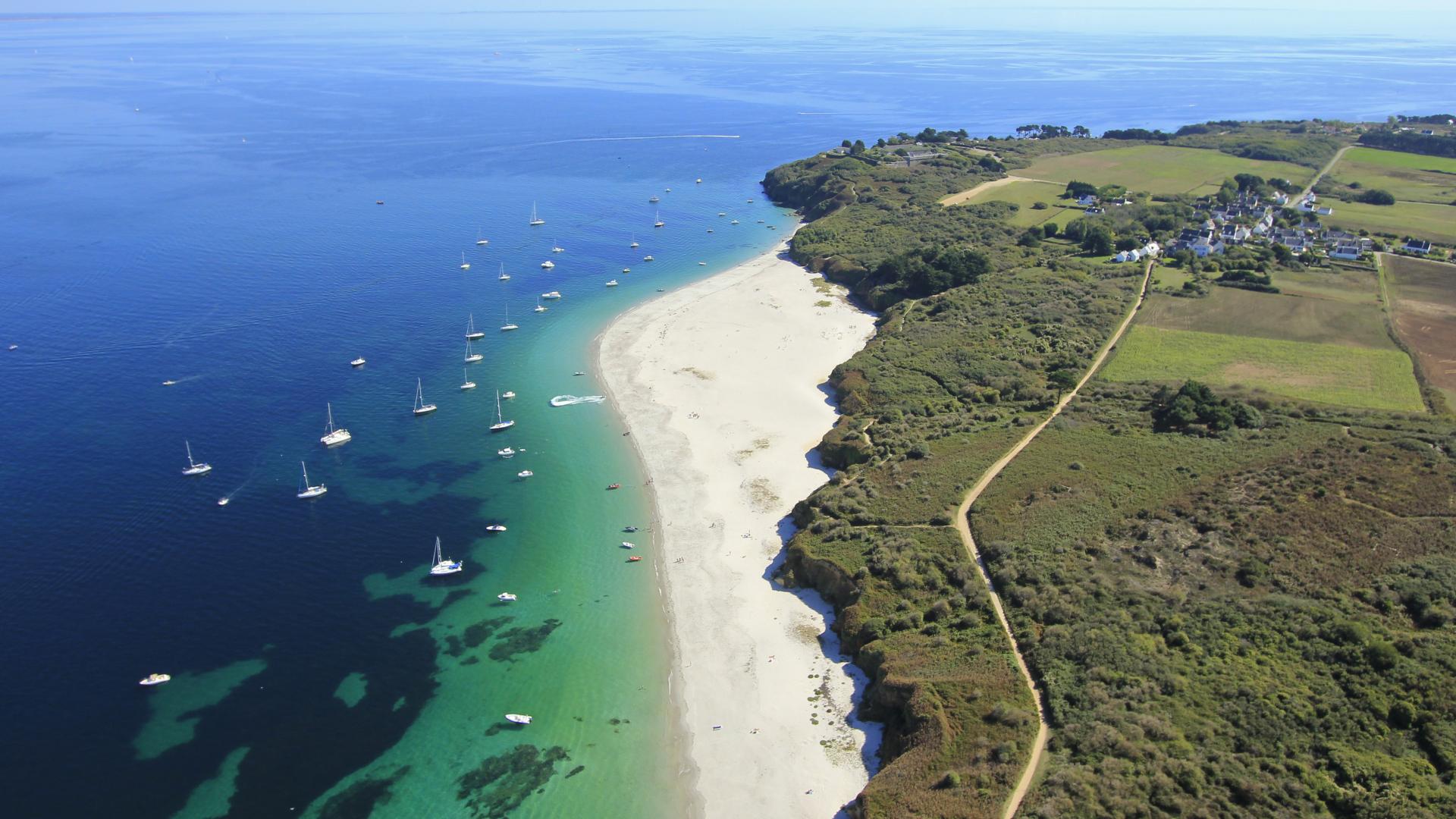 Ile de Groix : venir en bateaux, traversée en vélo, toutes les infos ...