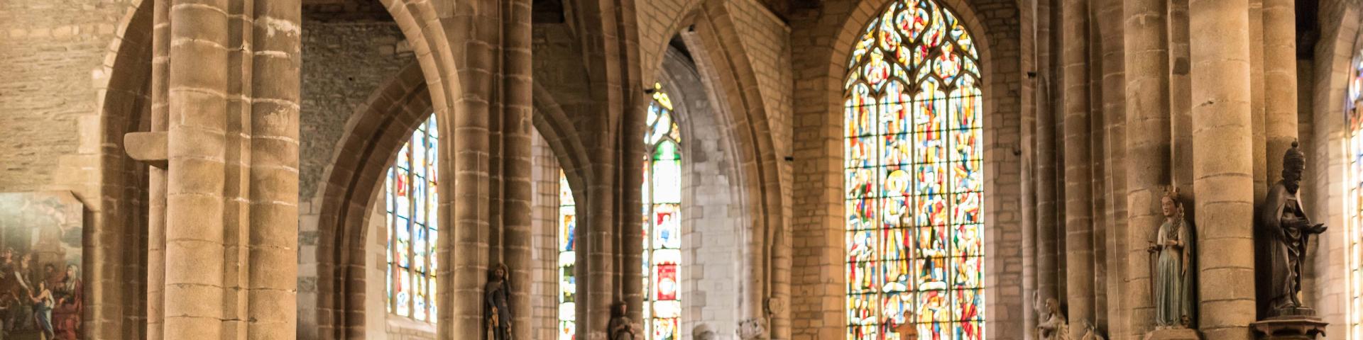 Ploërmel, L'église Saint-Armel