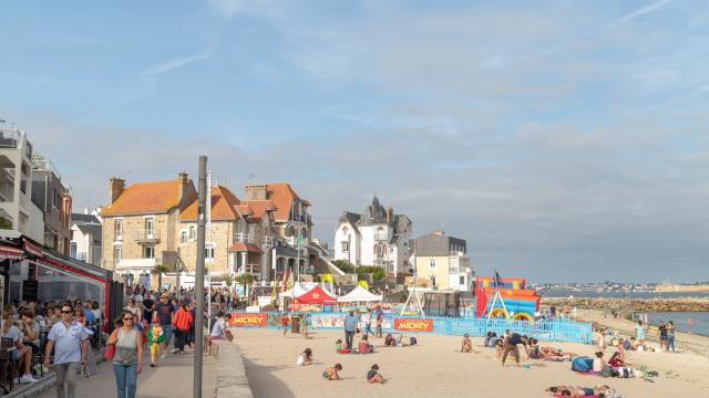 Plage et promenade de Port Maria, Larmor-Plage