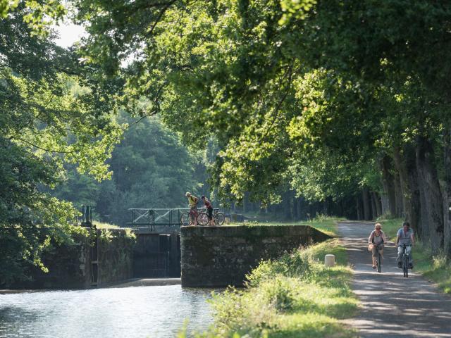 Gueltas, le long du Canal de Nantes à Brest