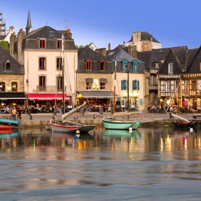 Auray